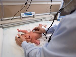 عيادات صحة الطفل بمؤسسة حمد الطبية تنتقل من مستشفى النساء إلى مركز صحة المرأة والأبحاث التابع لمؤسسة حمد الطبية في 26 نوفمبر 2017.