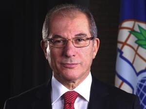 سعادة السيد أحمد أوزومجو