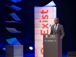 الدكتور باترك أيو، حائز على جائزة وايز للتعليم لسنة 2017