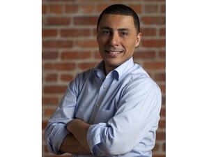 الدكتور ياسر بشر