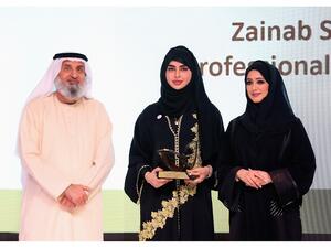 يأتي فوز زينب بفئة القيادة من هذه الجائزة تقديراً لمسيرتها المهنية المتميزة في تطوير قطاع العقارات في دبي.