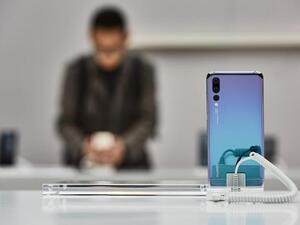 The new “Huawei P20 Pro” is considered the first smartphone in the world with a triple-lens camera.