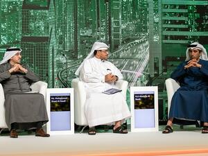 محمد شاعل السعدي خلال الجلسة النقاشية