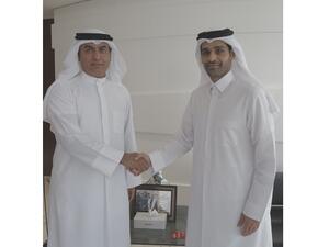 Ooredoo Kuwait’s General Manager and CEO Sheikh Mohammed bin Abdullah Al Thani and CEO of Oula Fuel Marketing Engineer Adel Al-Awadhi. 