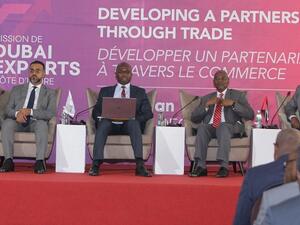 خلال البعثة التجارية في نيجيريا