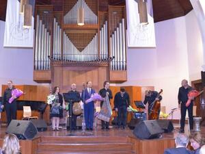 الحفل في الأسمبلي هول