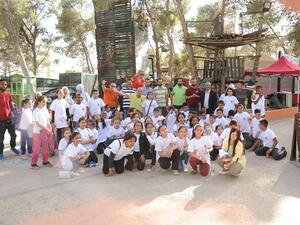 شهدت الاحتفالية مشاركة عدد من موظفي وموظفات بيبسي الأردن الذين أسهموا في رسم الابتسامة على وجوه الأطفال ومشاركتهم فرحة العيد.