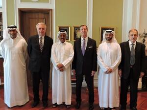 عبد الله المزروعي . توماس متاير . خلف الحبتور . فورد فريكر . عبد السلام المرزوقي ؛ زياد عيده