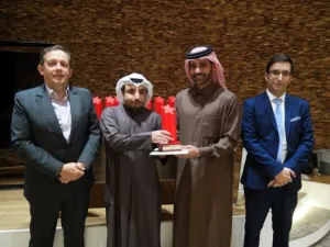 خلال الحدث
