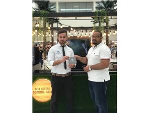 يستضيف «سيتي سنتر عجمان» طوال هذا الشهر حملته الترويجية "تذوّق الكثير، وفُز بالكثير"، حيث يتأهل كل من يتسوق بقيمة 200 درهم في أيّ من متاجره لفرصة الفوز بمسكوكة ذهبية يومياً. 