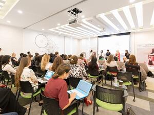 جانب من الجلسة