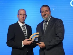 حازت دو على جائزة أفضل مبادرة في مجال الاتصال والبث التلفزيوني لعام 2015