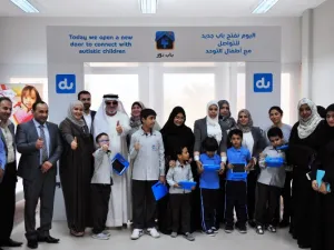 دو تقدم 120 جهاز آيباد محملة بتطبيق باب نور لأطفال