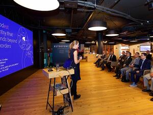 دعت الغرفة إلى إطلاق رحلات طيران مباشرة بين دبي والعاصمة الإستونية تالين لتعزيز شراكات الأعمال.