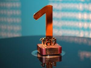 حصدت النسخة الثانية من مزاد دو للباقات الحصرية للأرقام المميزة 7.114.000 درهم