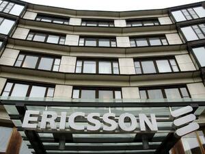 سيوفر "حل النقل الحضري المتصل" من اريكسون لمدينة دالاس القدرة على تجميع وتحليل مختلف أنواع البيانات القادمة من أجهزة استشعار حركة المرور والكاميرات في الوقت الحقيقي وذلك للتحكم بإشارات حركة المرور والإشارات الخاصة بالمدارس وإشارات الرسائل وغيرها بشكل وفعال. 