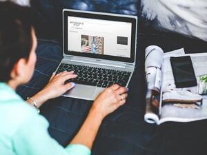 Women, traditionally being home makers and mothers, have always handled multiple tasks at the same time. (Pexels)