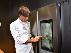 غادر الحضور برنامج الطبخ مستلهمين طرق عدة لإعداد وجبات الطعام الخاصة بهم دون عناء بمساعدة منظومة سامسونج المتطورة من الأجهزة الذكية. 