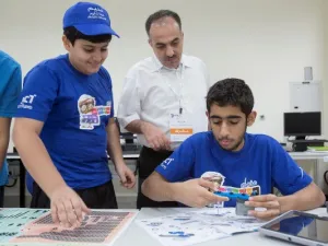 خلال الحدث