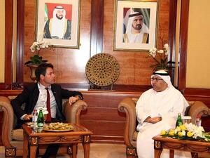 لقاء معالي الوزير مع نظيره الكندي