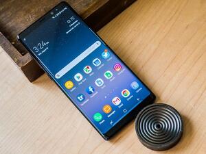 Samsung's biggest phone is coming sooner than usual. (TR)