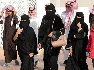 The country plans to "saudize" 28,000 government jobs by 2020. (Photo: Saudi Gazette)