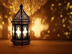Ramadan provides an economic boost for retailers and improves the business environment. (Shutterstock)