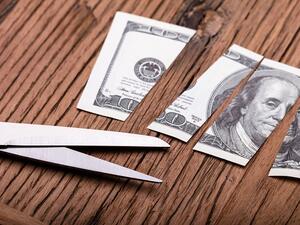 الأزمات الاقتصادية الدورية جزء لا يتجزأ من طبيعة النظام الرأسمالي.