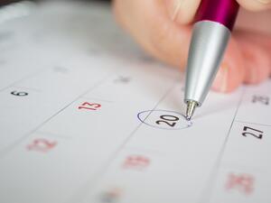 Here are the 4 main benefits and top reasons you should start scheduling monthly reviews with your team. (Shutterstock)