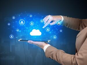 Traditional banks are failing to keep up with direct banks and technology firms. (Shutterstock)