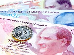 زاد الإجراء الأميركي الأخير من الصعوبات التي تواجه اقتصاد تركيا المصنف ضمن الفئة «المعرضة للخطر الشديد».