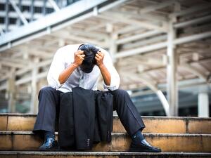 When the economy is unstable or in decline, it is very easy for professionals to feel insecure about their jobs and fear being laid-off. (Shutterstock)