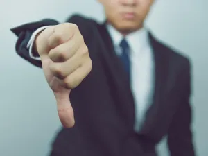هناك أخطاء شائعة التي يقع فيها عدد من الموظفين وتؤدي إلى طردهم.