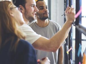 Here are the 7 secrets of highly productive people. (Shutterstock)