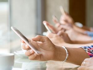 For many of us, having the best business smartphone for our needs is essential, as we're becoming ever more reliant on these mobile phones to work on. (Shutterstock)