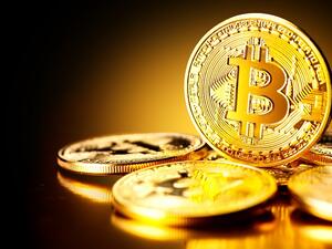 The world's top Muslim finance experts are attempting to determine the validity of the fast emerging financial tools, questioning whether Islamic financial firms can invest in the cryptocurrencies alongside the rest of the world. (Shutterstock)
