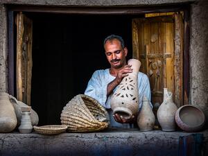 احتوى مشروع قانون العمل الجديد في مصر، على الكثير من البنود التي تنتقص من حقوق العمال، سواء ما يتعلق بالأجور أو الحماية الاجتماعية