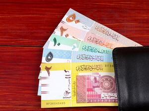 الحكومة السودانية توافق على رفع أجور الموظفين بواقع 500 جنيه