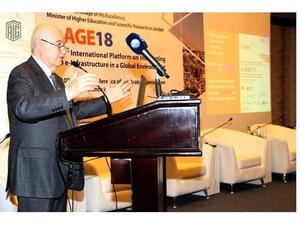 سعادة الدكتور طلال أبوغزاله