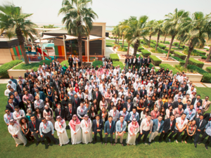 رحبت الشركة بما يقرب الـ300 خريج  في مكاتبها المنتشرة في المنطقة خلال موسم التوظيف السنوي لديها