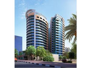 ستضم الطوابق العليا 30 وحدة سكنية بنتهاوس، تقع جميعها ضمن المبنيين المجهزين بستة مصاعد في القاعتين الرئيستين للبرجين. 