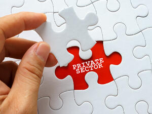 التوطين في القطاع الخاص في السعودية  عند أعلى مستوى في 4 سنوات