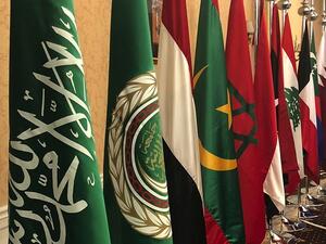 الجامعة العربية توضح مشاركة قطر بالقمة والموقف من سوريا