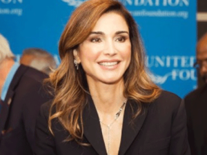 الملكة رانيا رمزا للأناقة العالمية الراقية