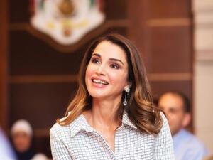 تتمتع الملكة رانيا بذوق ملكي مترف يجمع بين العصرية وأناقة المرأة الكلاسيكية الراقية