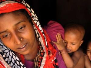 مع اندلاع أعمال العنف ضد "الروهينغا" في يونيو / حزيران 2012، بدأ عشرات الآلاف منهم بالهجرة 