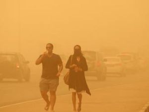 وفاة لاجئة سورية في عكار بلبنان بعد إصابتها بحالة اختناق بسبب العاصفة الرملية