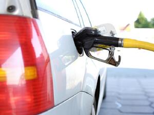 The UAE Ministry of Energy on Sunday announced new fuel prices for June. (Piixabay)