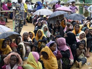 582,000 Rohingya have crossed from Myanmar's Rakhine into Bangladesh since late August, according to the U.N. (AFP/File)