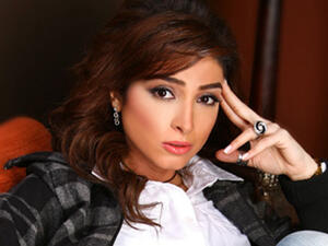 الفنانة روجينا